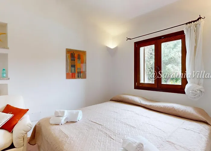 Abbaiola - Marina Порто-Черво