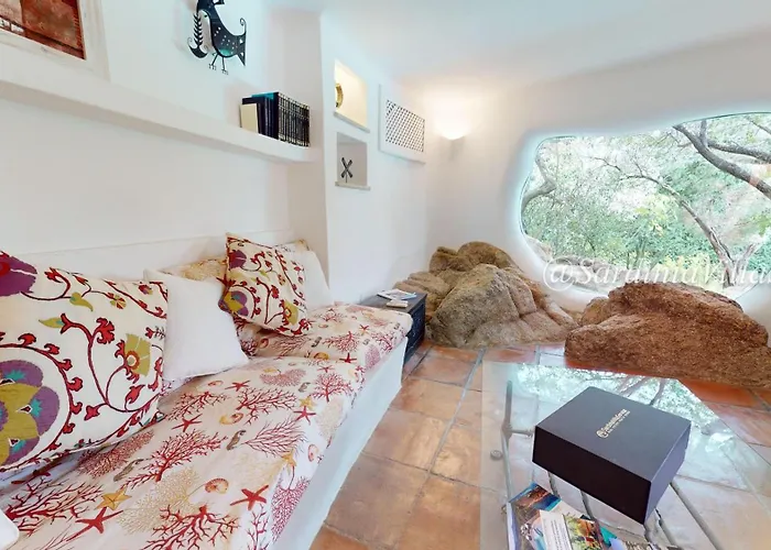 Abbaiola - Marina * Порто-Черво